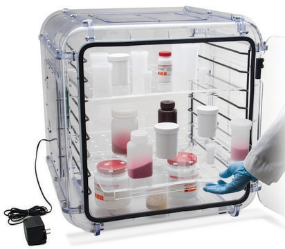 Scienceware&#174; grande desiccator standard model, includes two removable shelves