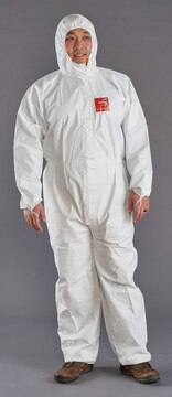 MICROGARD&#8482; 2500 coveralls for protection from saturating liquid spray size XL